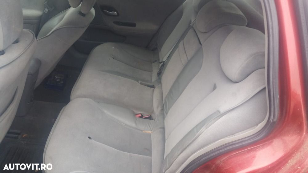 Dezmembrari  Renault LAGUNA 2  2001  > 2007 1.9 dCi (KG0G) Motorina - 5