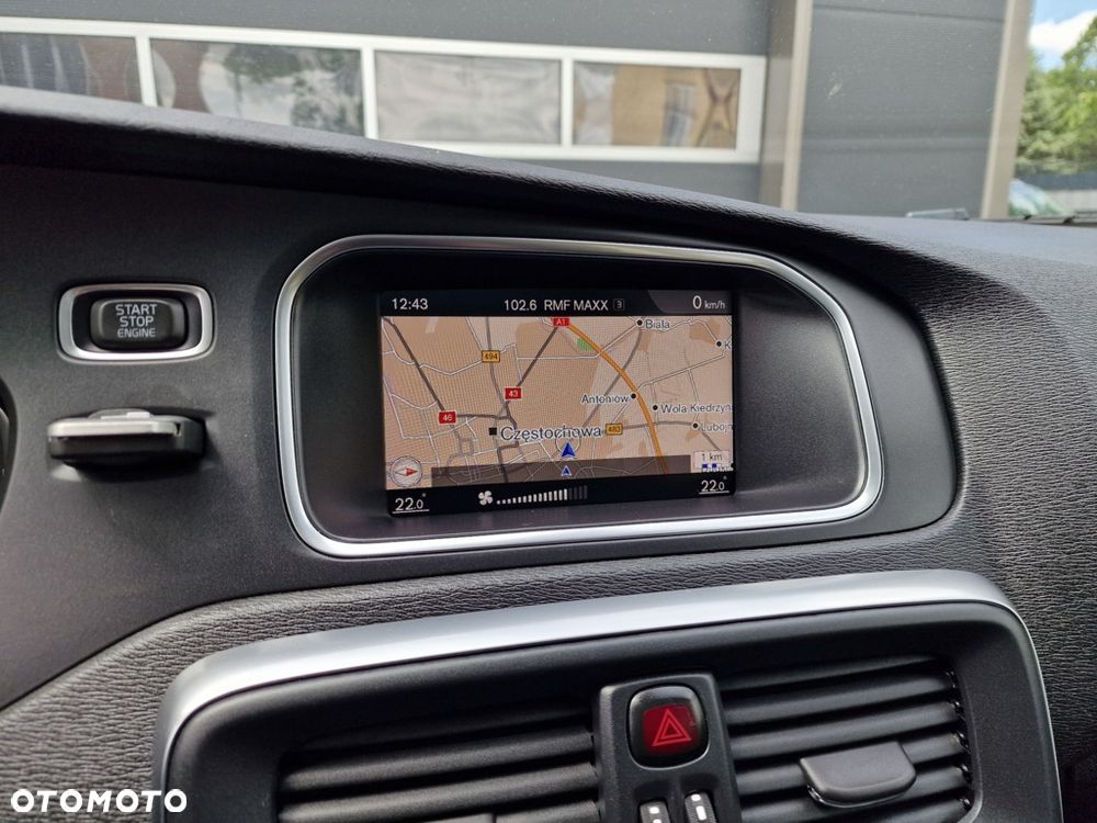 Volvo V40 Cross Country D2 Geartronic Momentum - 32