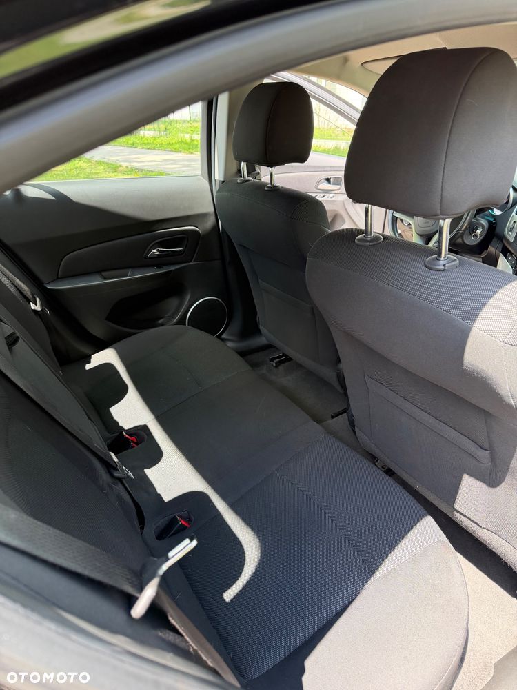 Chevrolet Cruze 1.8 LT - 7