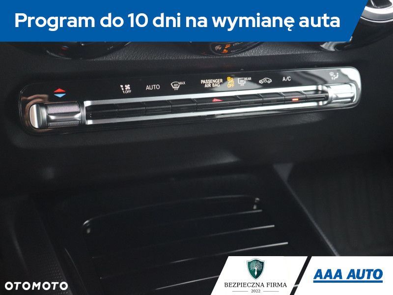 Mercedes-Benz GLB - 20