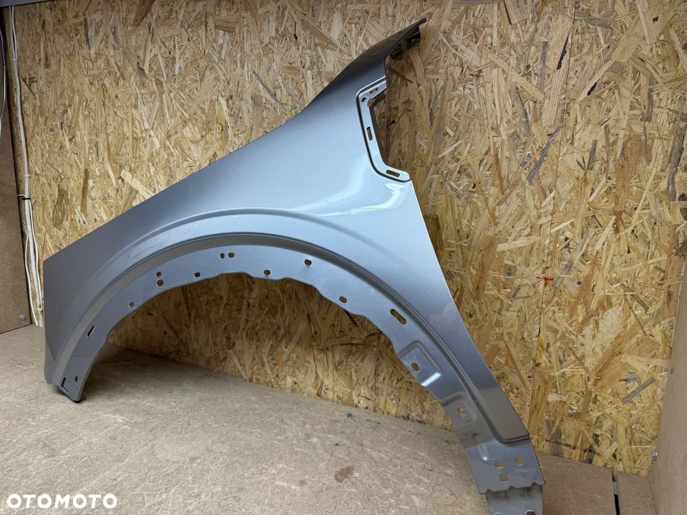 BŁOTNIK LEWY PRZÓD LEWY PRZEDNI FORD BRONCO SREBRNY - 32