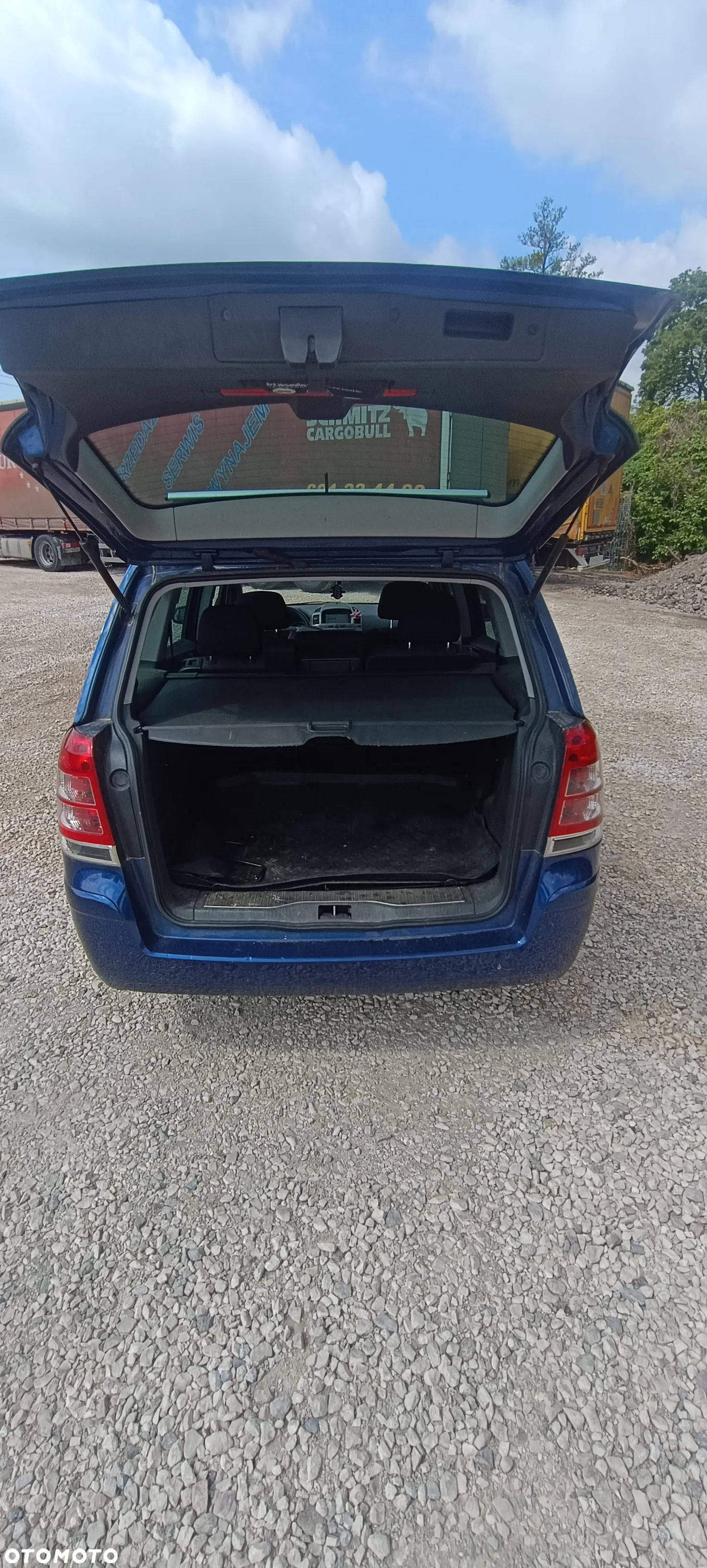 Opel Zafira - 15