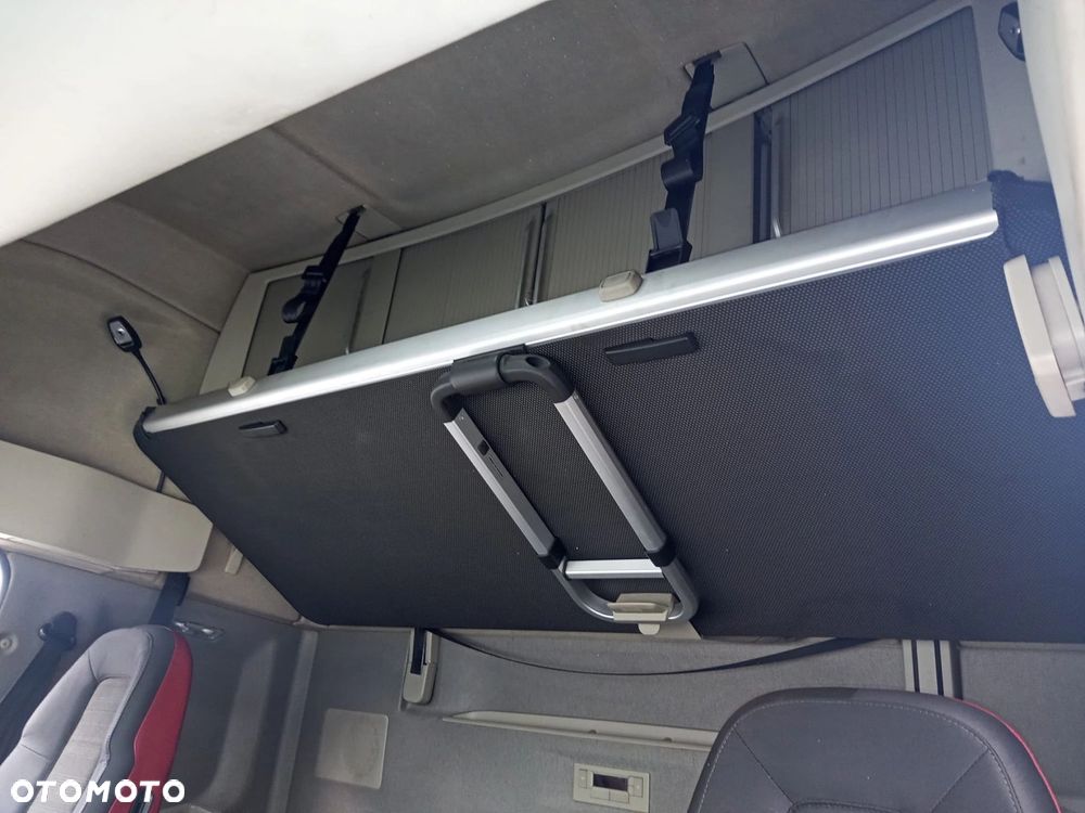 VOLVO FH4 KABINA GLOBETROTTER XL EURO6 2015 - 9