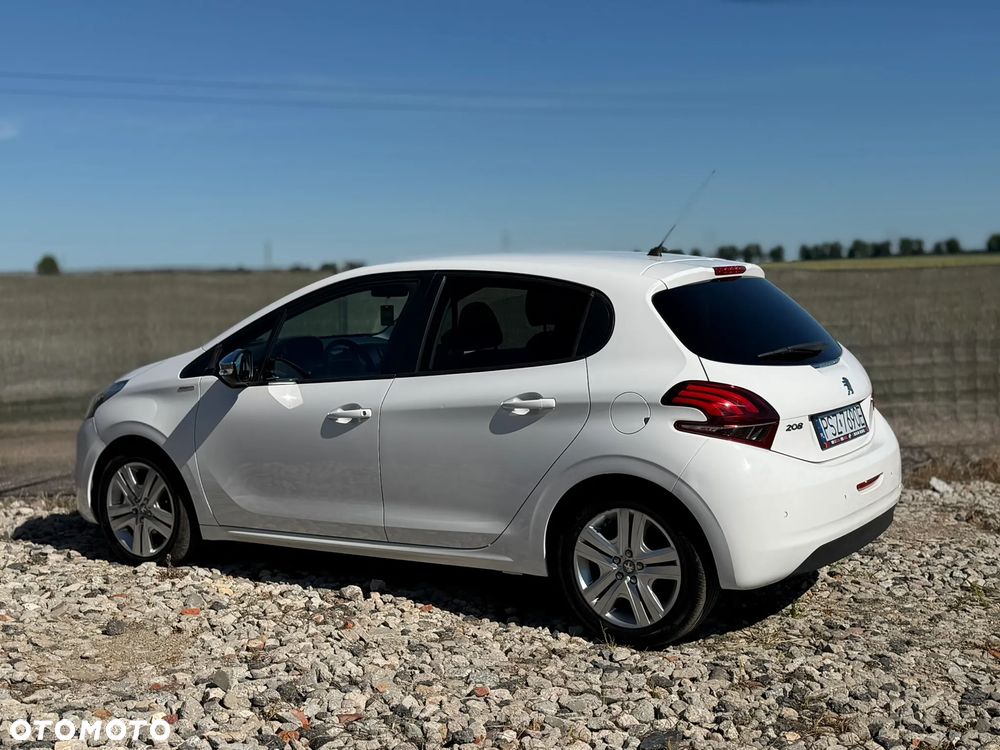 Peugeot 208 PureTech 82 Start & Stop Style - 11