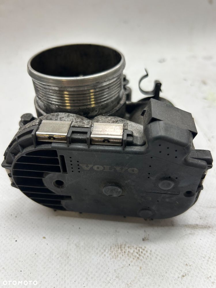 PRZEPUSTNICA VOLVO V60 XC60 V70 XC70 2.4 D4 D5 31216665 - 1