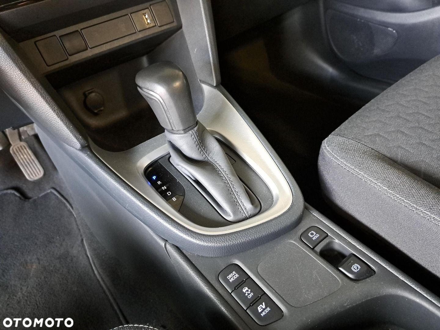 Toyota Yaris Cross - 24