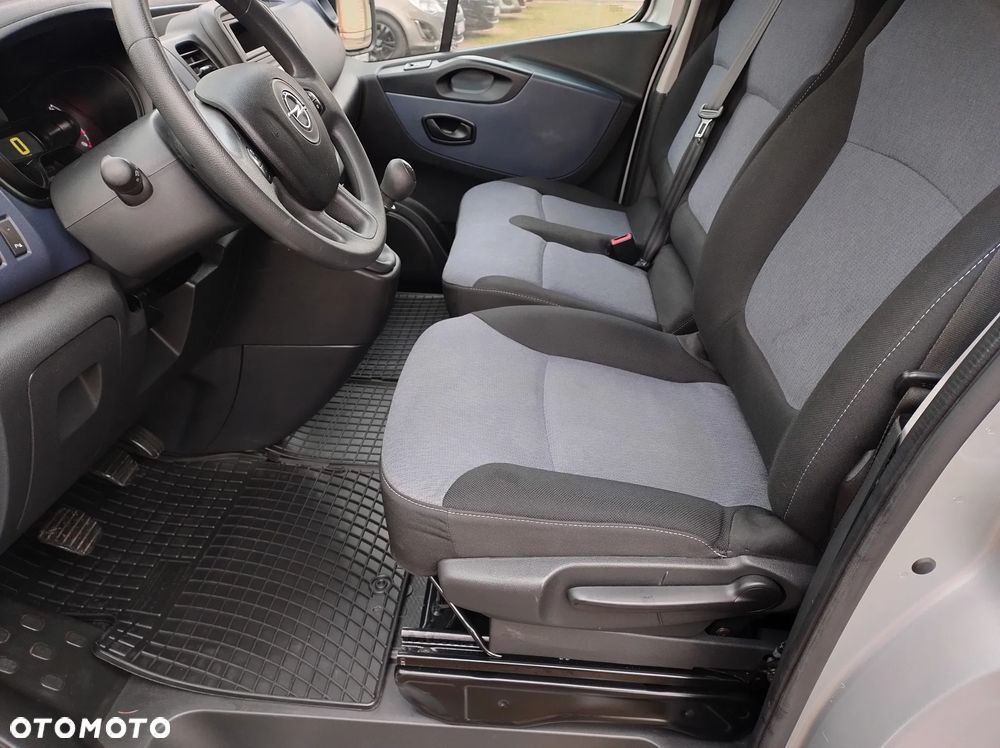 Opel VIVARO - 15
