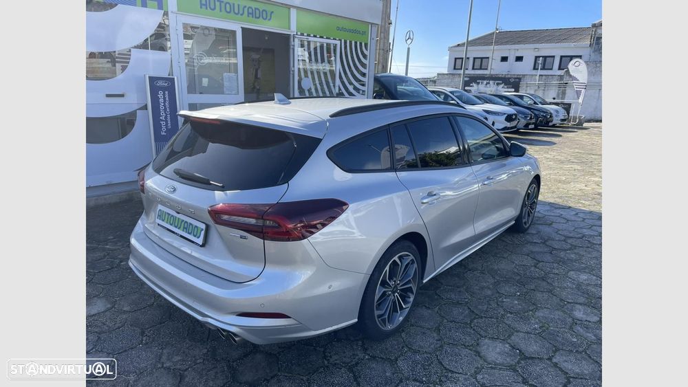 Ford Focus 1.0 EcoBoost MHEV ST-Line X Aut. - 2