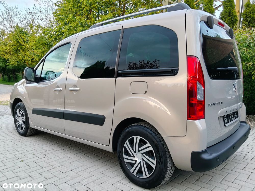 Peugeot Partner 110 Tendance mit Familien-Paket - 18