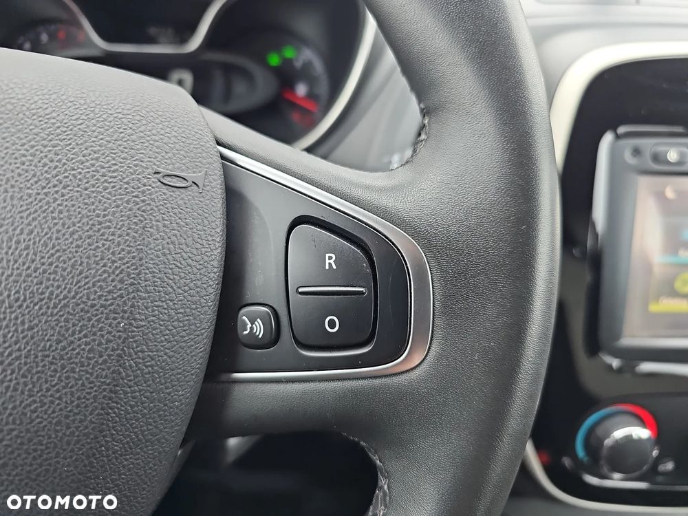 Renault Captur 1.2 Energy TCe Limited - 17