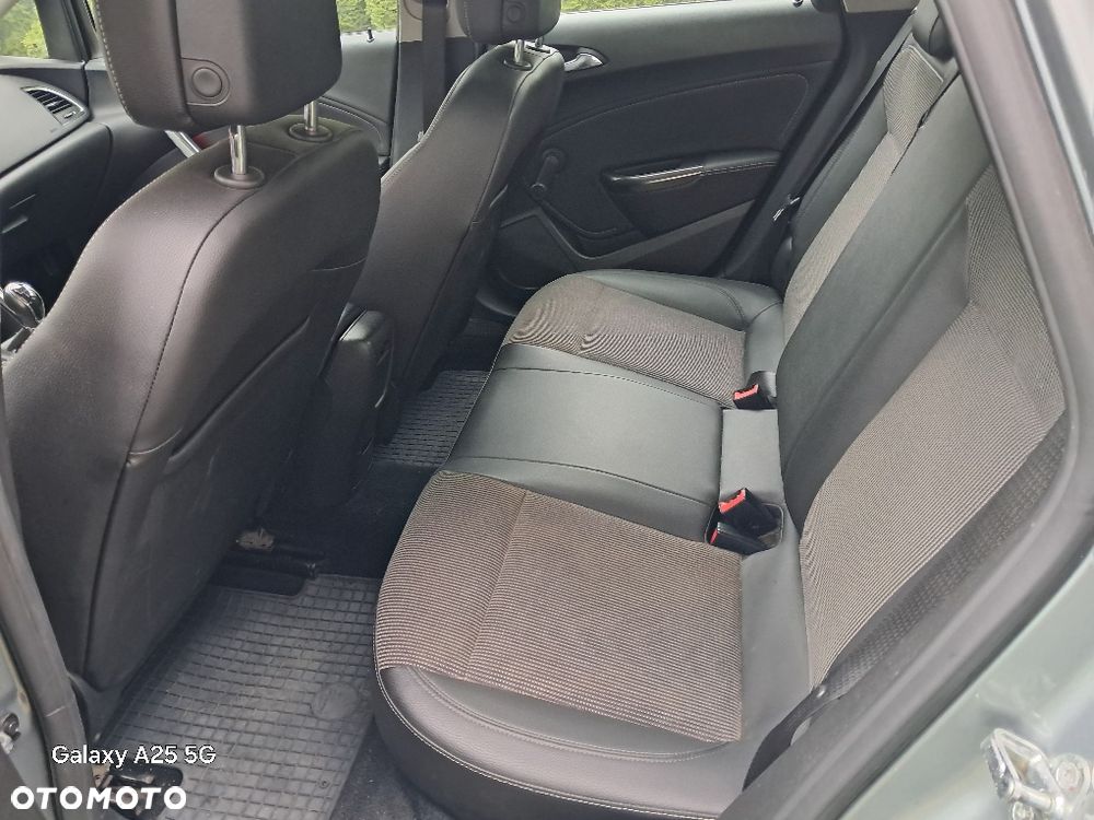 Opel Astra 1.4 T Cosmo - 6