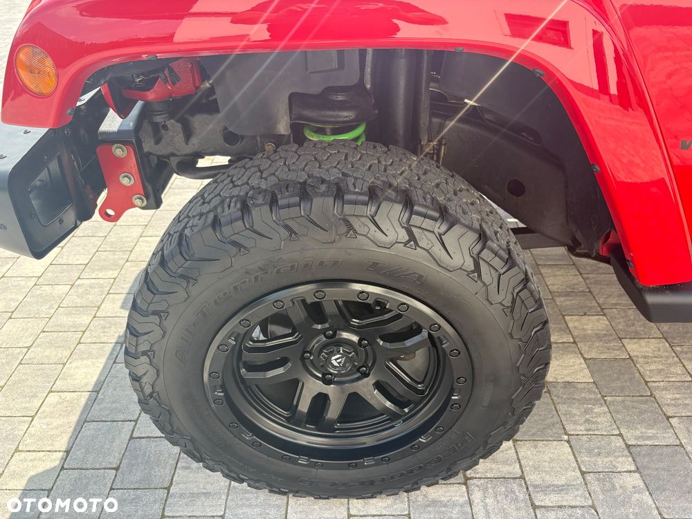Jeep Wrangler 3.6 Unlim Sahara - 32