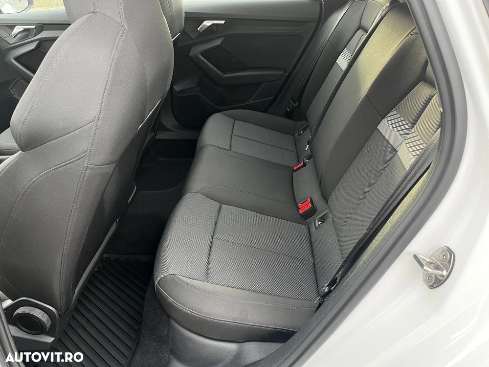 Audi A3 Sportback 1.5 35 TFSI MHEV S tronic Advanced - 11