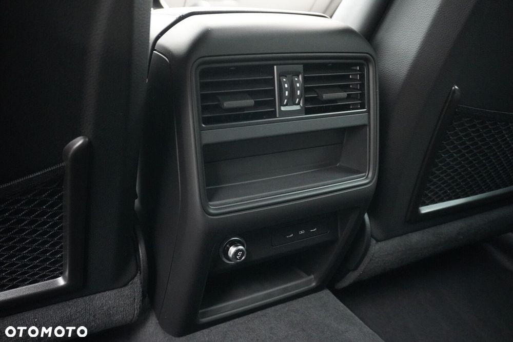 Porsche Cayenne S - 29