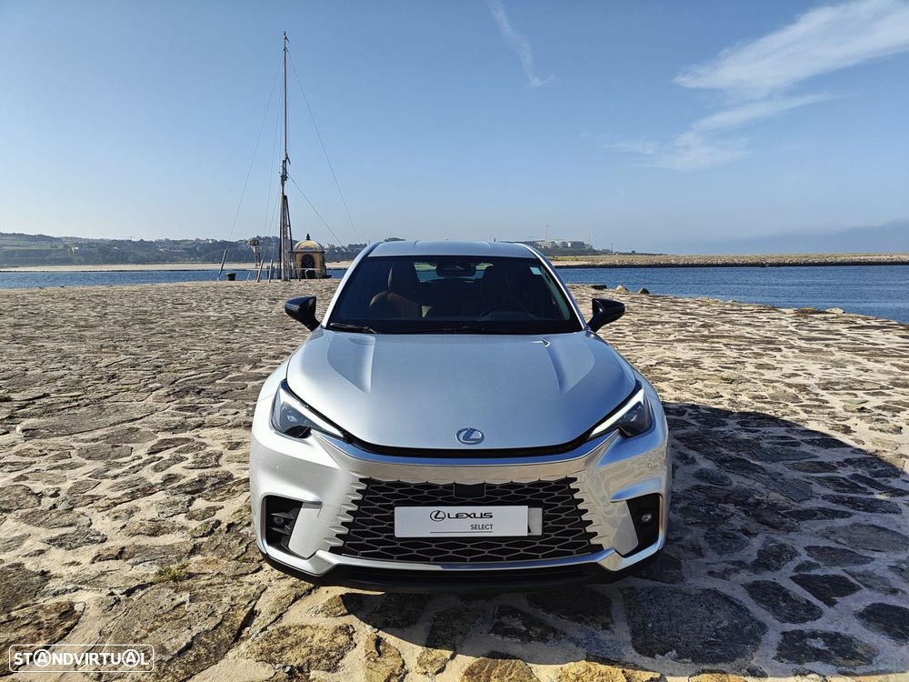 Lexus LBX Relax - 6