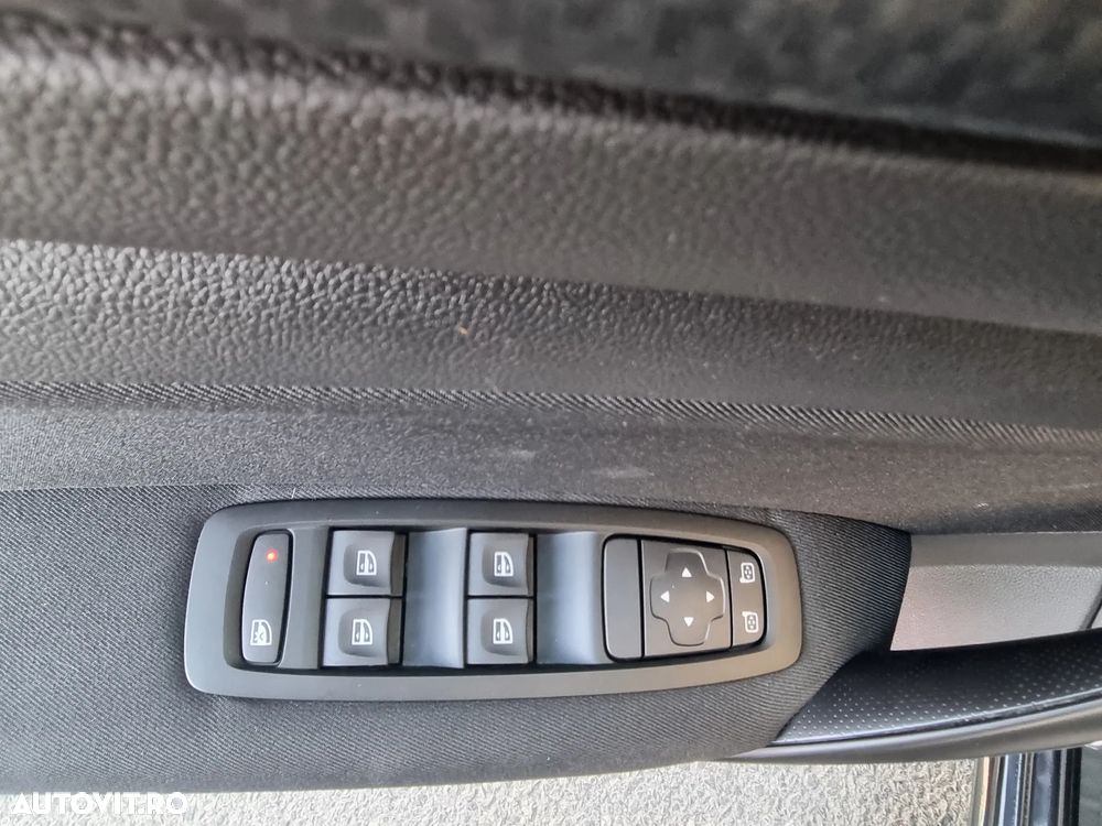 Renault Megane ENERGY TCe 115 LIMITED - 20