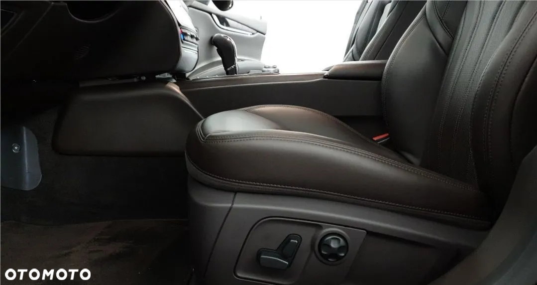 Maserati Quattroporte Diesel GranLusso - 11
