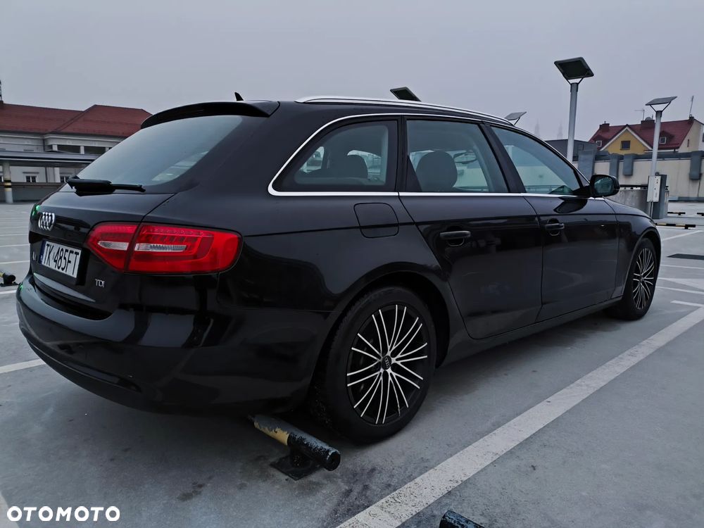 Audi A4 Avant 2.0 TDI DPF Ambiente - 5