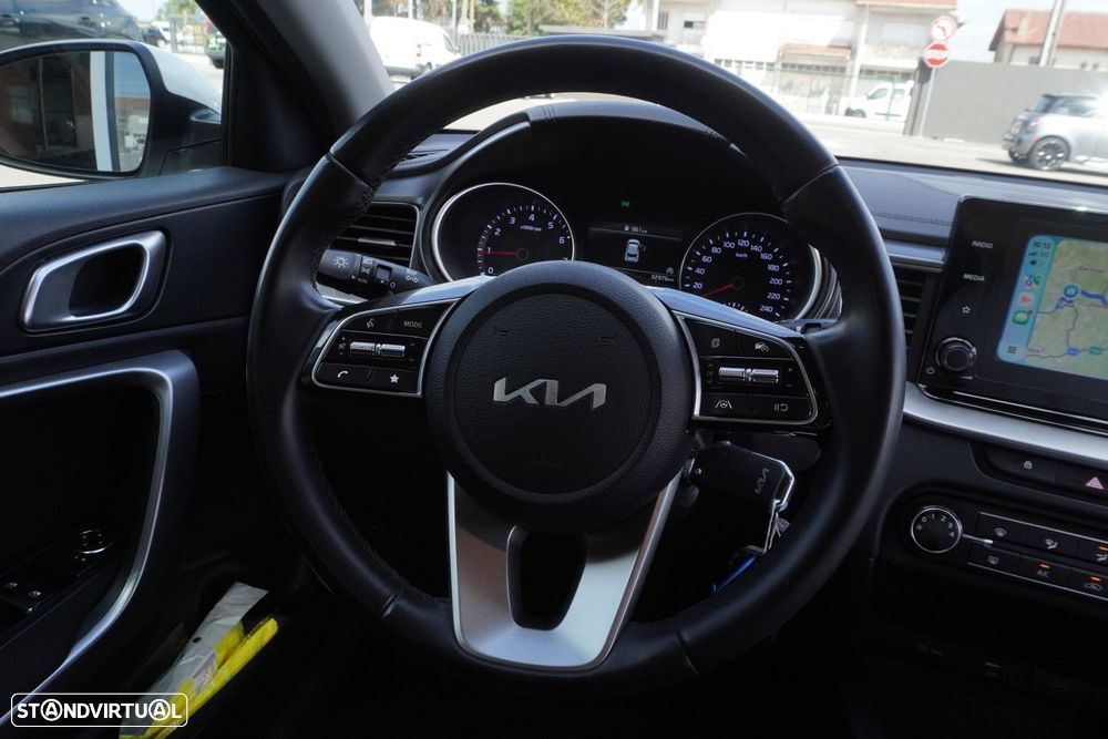 Kia XCeed - 16
