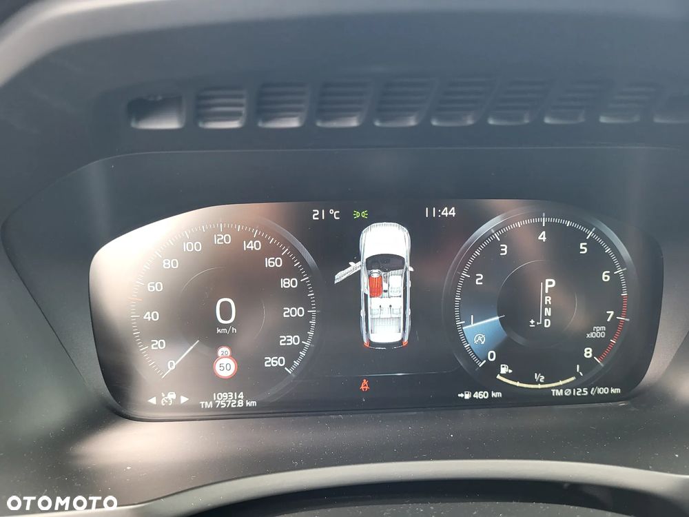 Volvo XC 90 T5 AWD Geartronic RDesign - 14