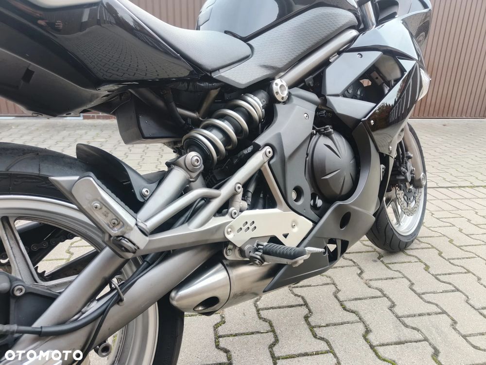 Kawasaki ER - 17