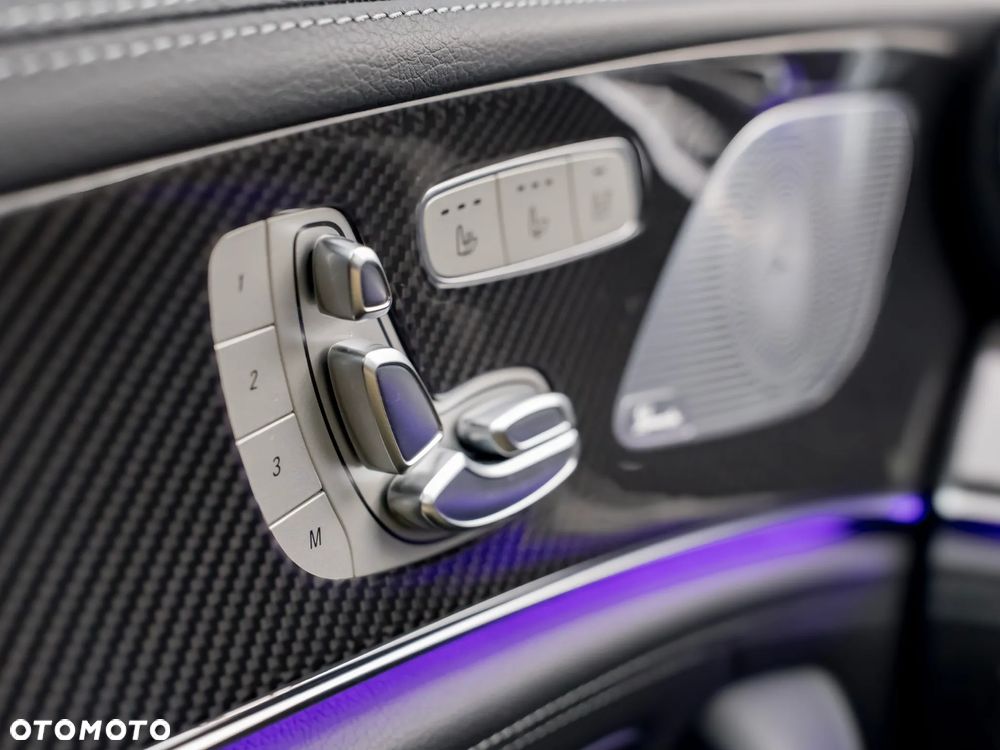 Mercedes-Benz AMG GT - 22