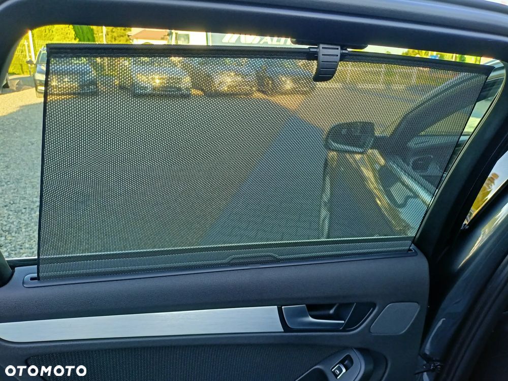 Audi A4 Avant - 30