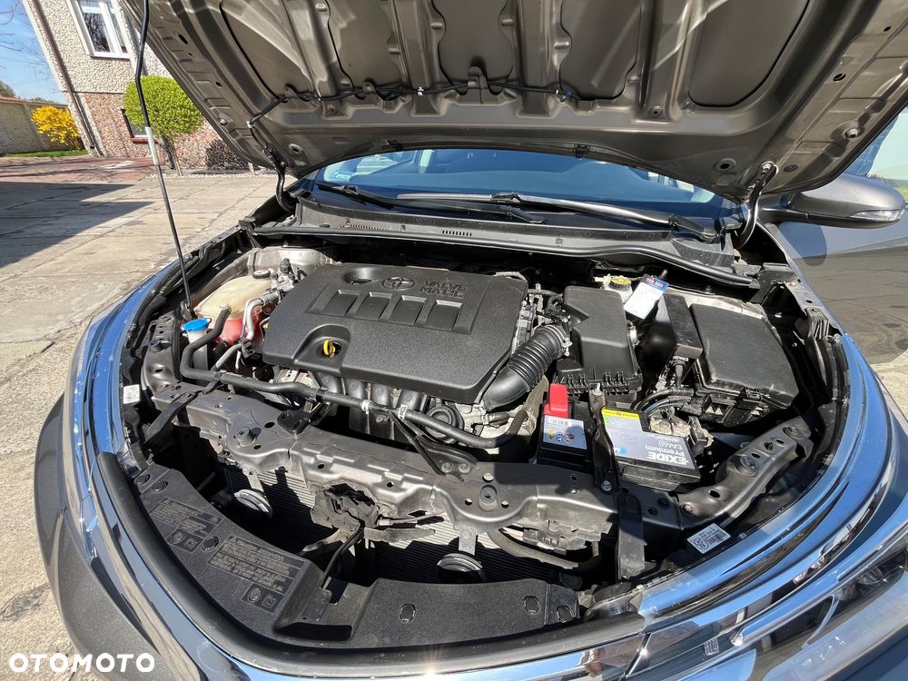 Toyota Corolla 1.6 Comfort - 14