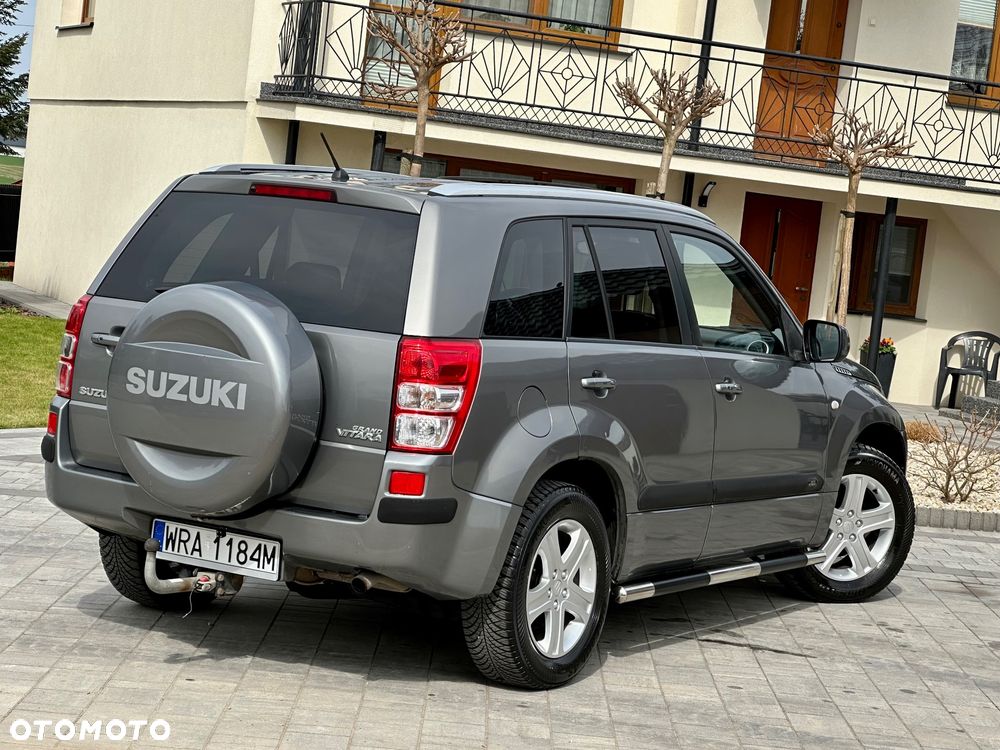 Suzuki Grand Vitara 2.0 De luxe - 6