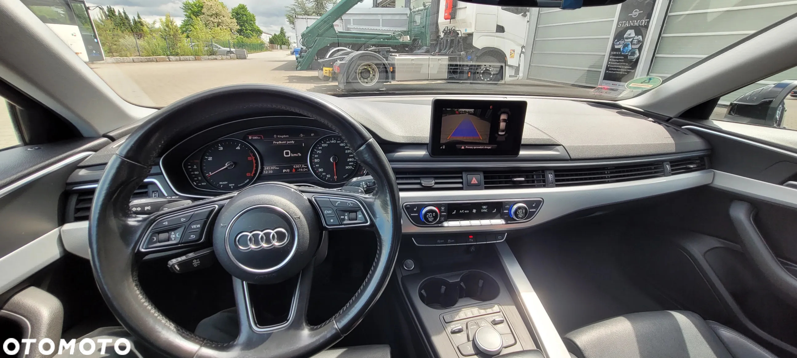 Audi A4 - 12