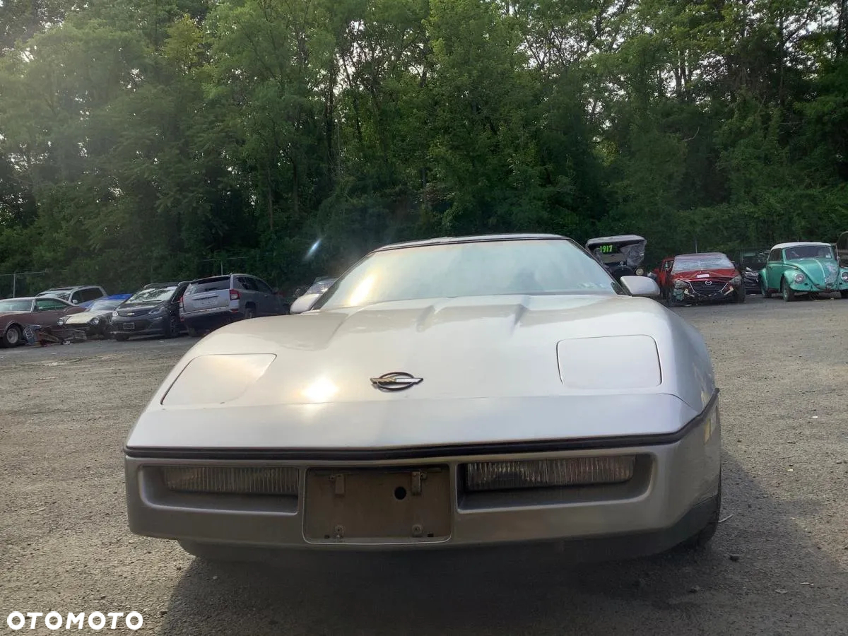 Chevrolet Corvette - 7