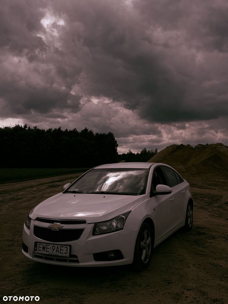 Chevrolet Cruze - 1