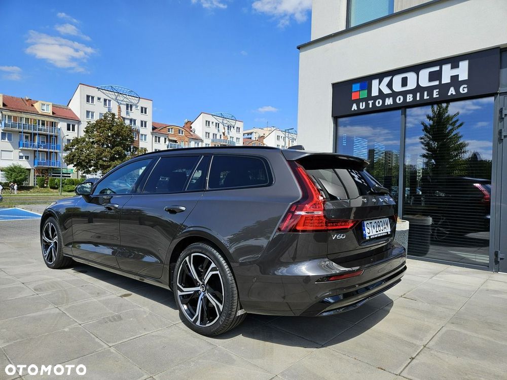 Volvo V60 B4 B DKG Ultra Dark - 3