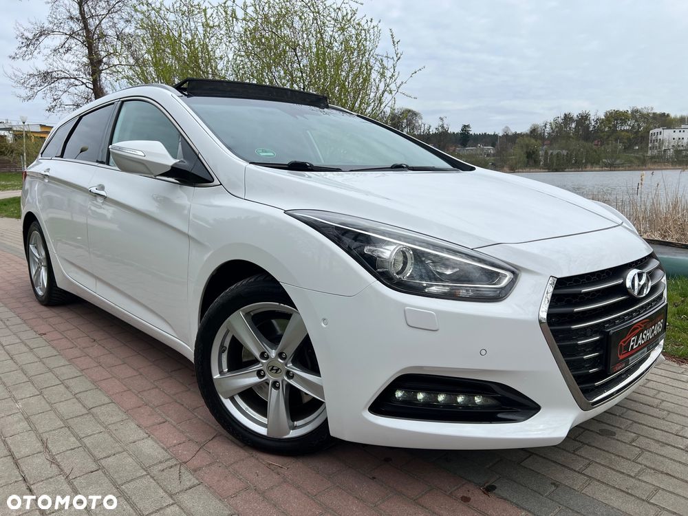 Hyundai i40 Kombi 1.7 CRDi DCT Premium - 1