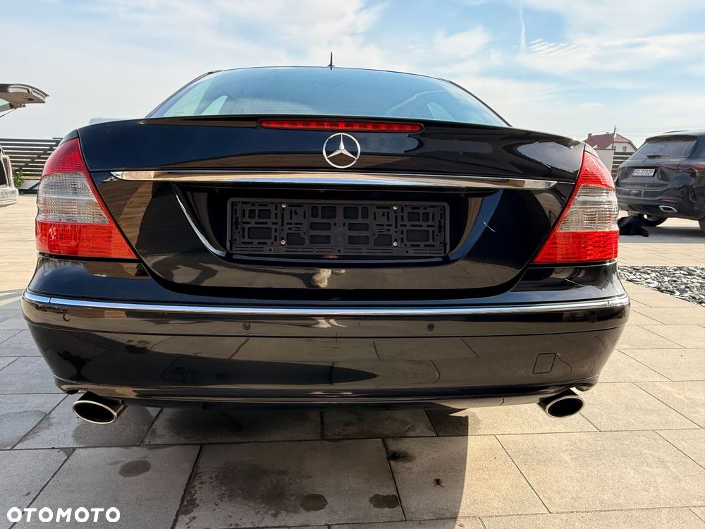 Mercedes-Benz Klasa E 230 7G-TRONIC Elegance - 9