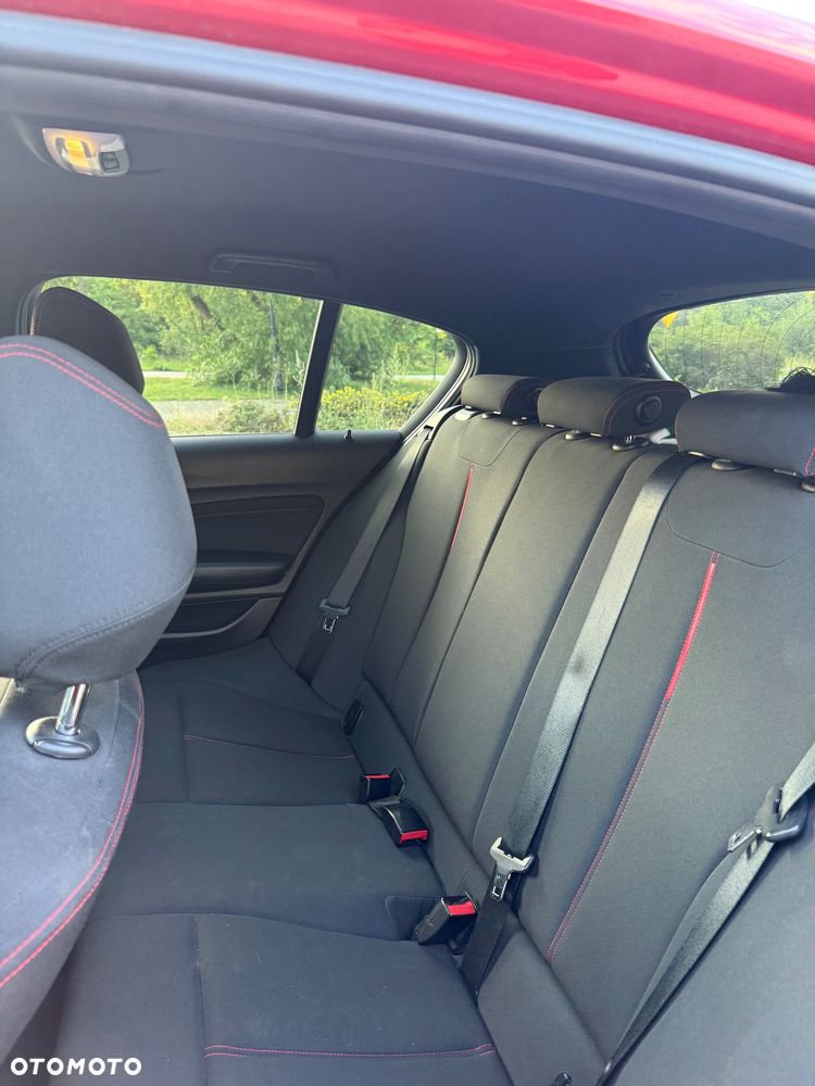 BMW Seria 1 120d - 8