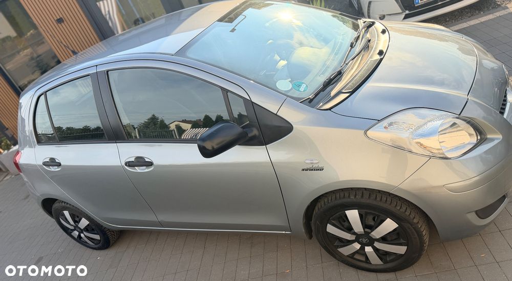 Toyota Yaris 1.0 VVT-i Cool Edition - 25