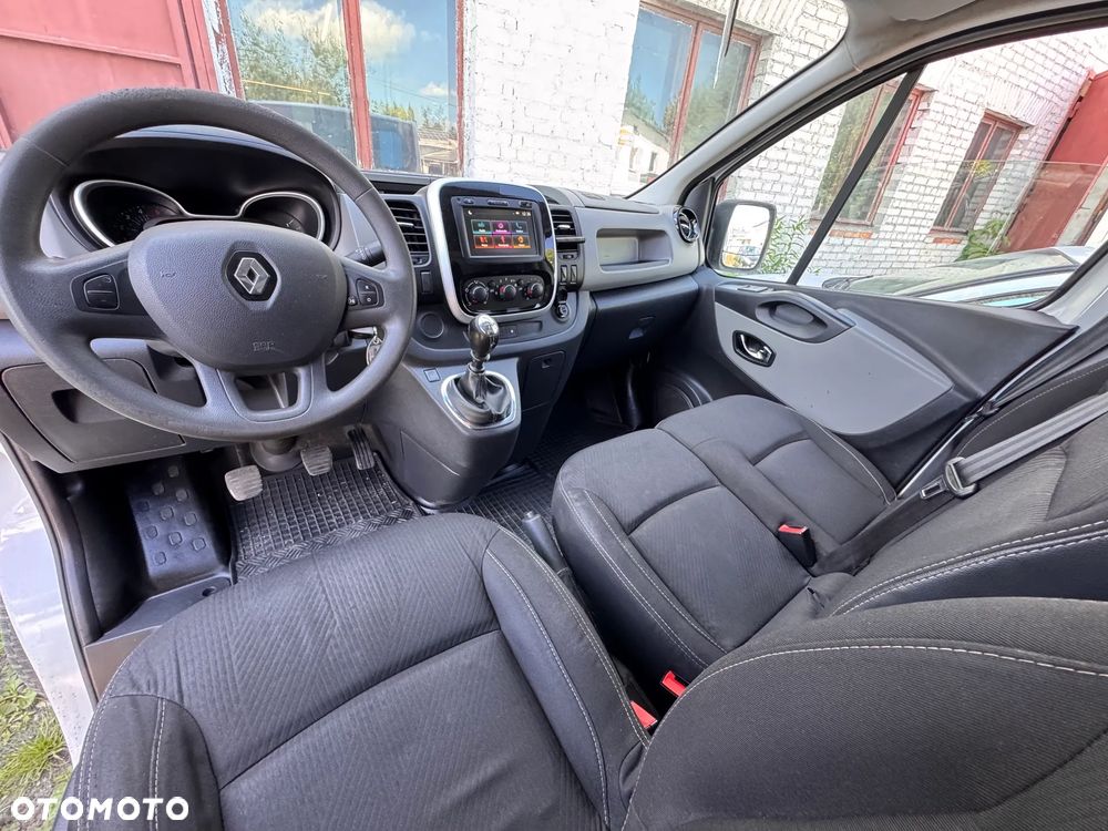 Renault Trafic III - 12