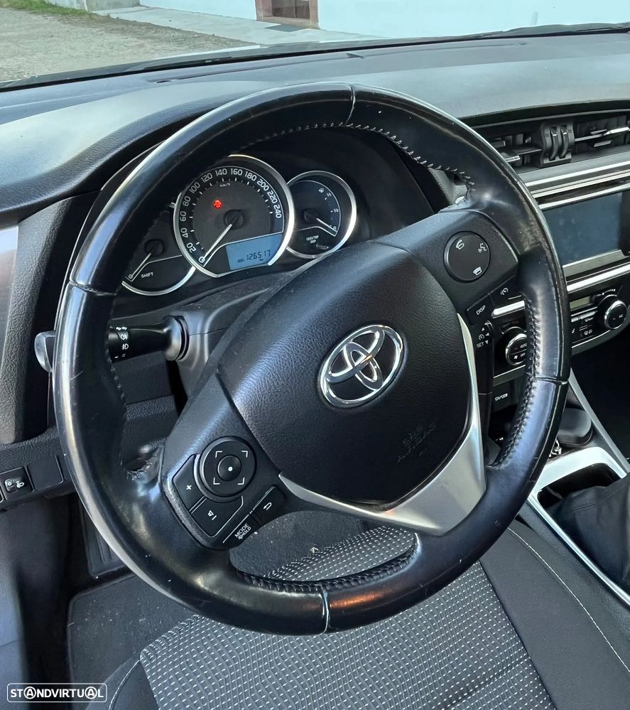 Toyota Auris 1.33 VVT-i Comfort - 7