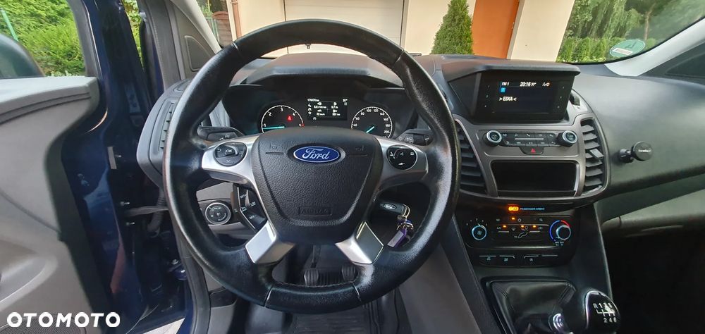 Ford Transit connect - 26