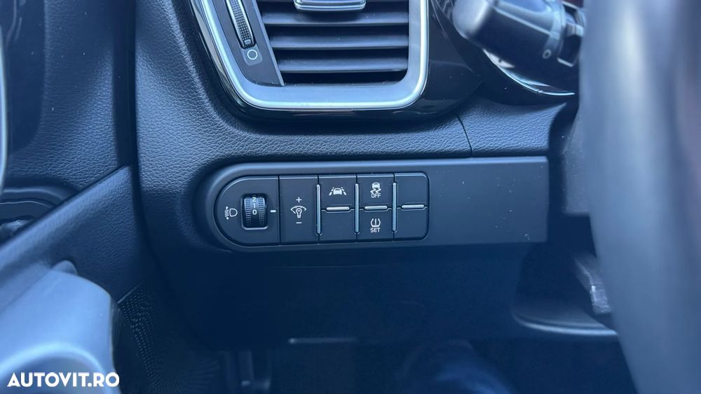 Kia XCeed 1.6 CRDi LAUNCH EDITION - 14