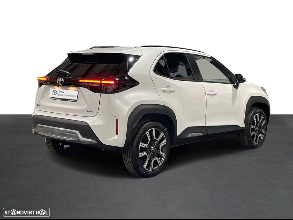 Toyota Yaris Cross 1.5 HDF Luxury - 18