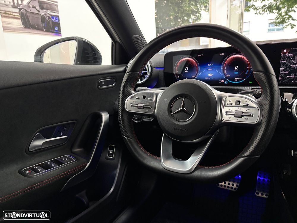 Mercedes-Benz A 250 e AMG Line - 8