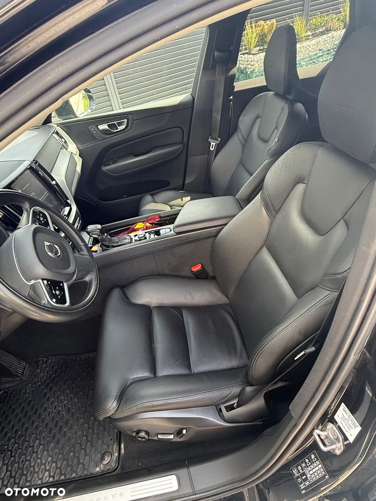Volvo XC 60 D5 AWD Inscription - 9
