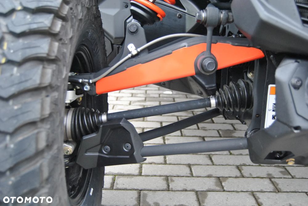 Can-Am Maverick - 33