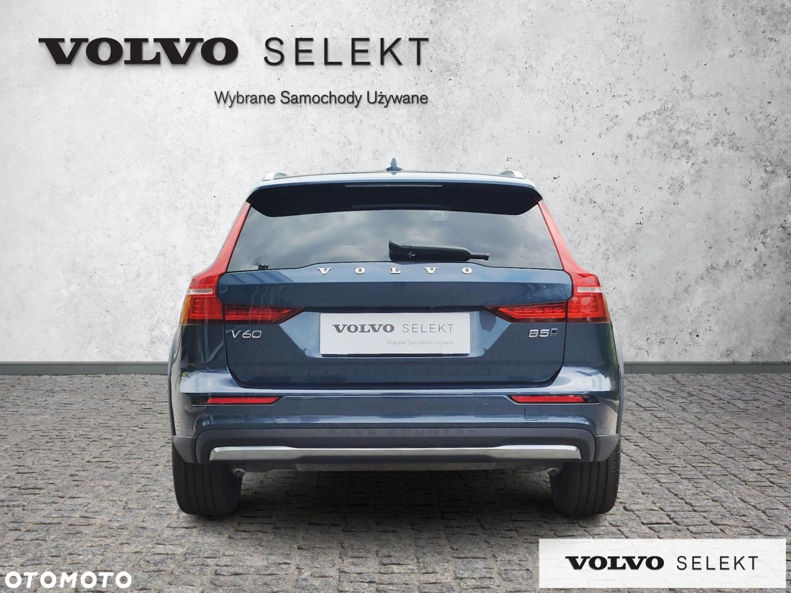 Volvo V60 Cross Country - 10