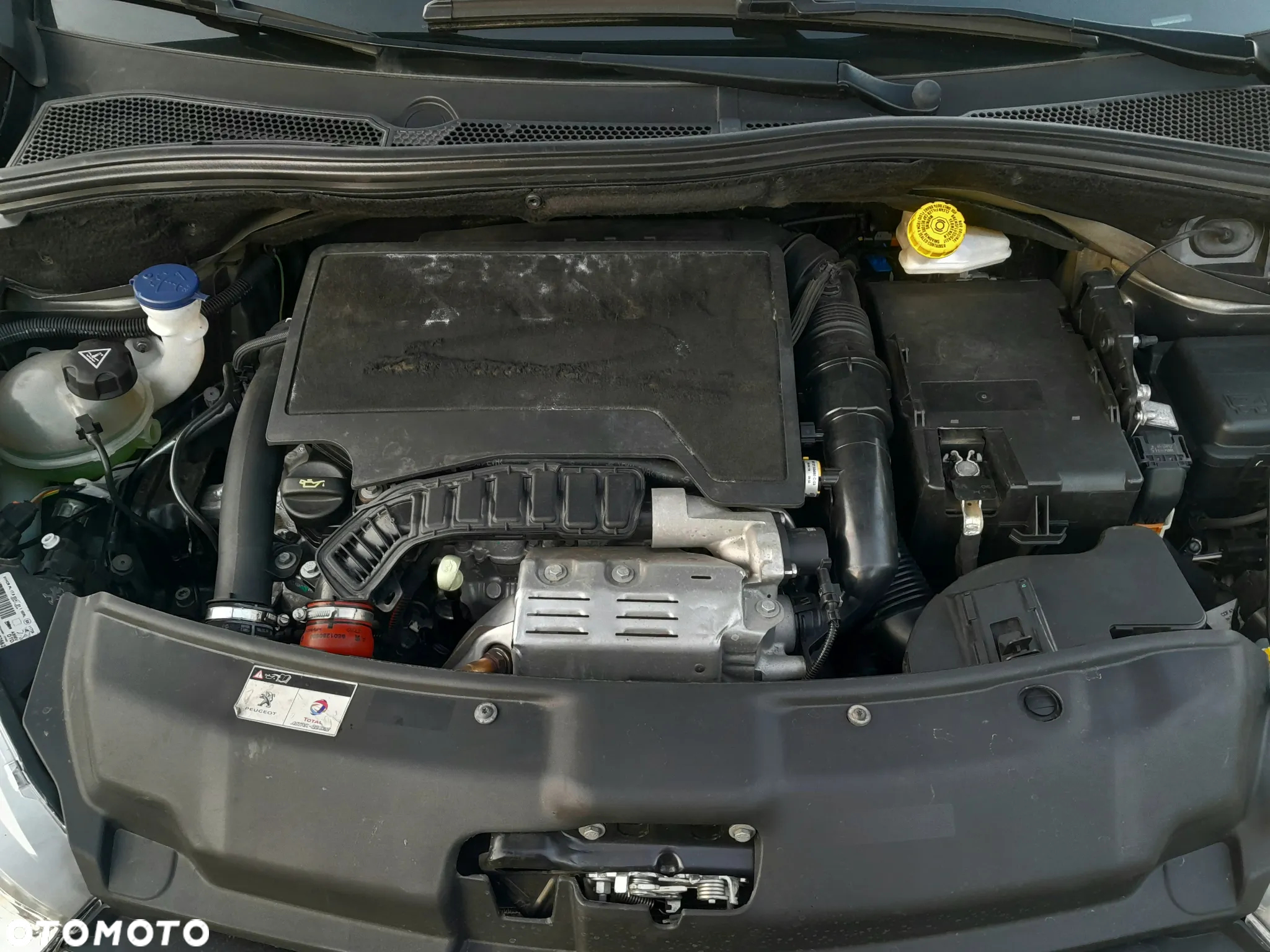 Peugeot 208 - 13