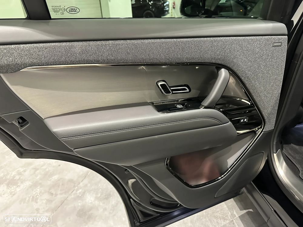 Land Rover Range Rover Sport 3.0 P440e Dynamic HSE - 11