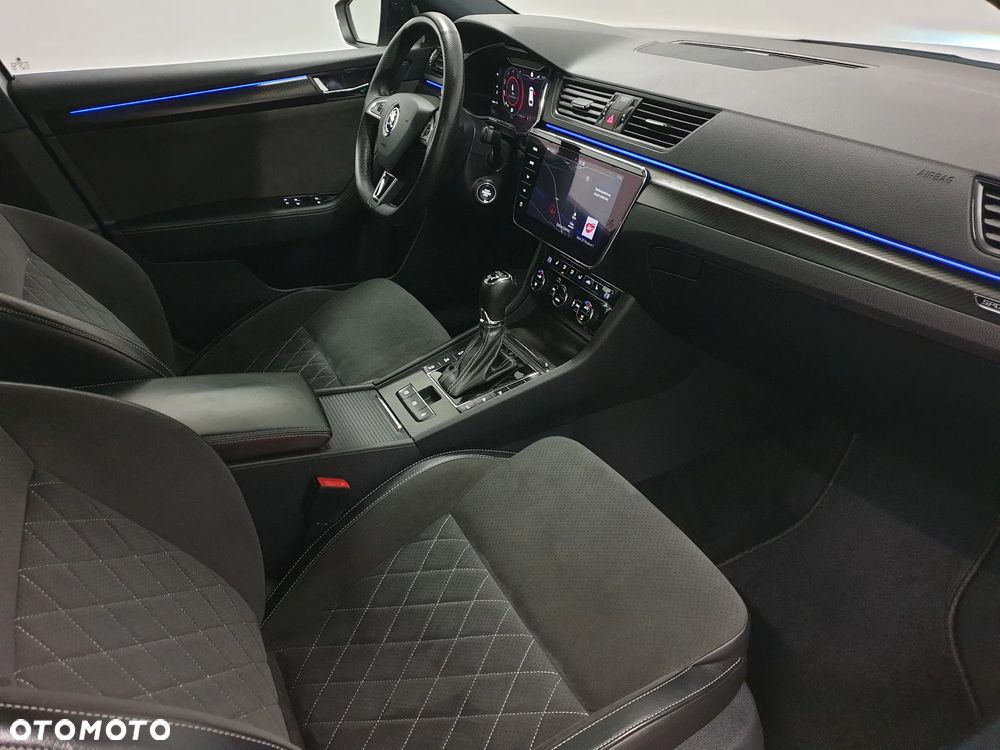 Skoda Superb 2.0 TDI 4x4 DSG Sportline - 29