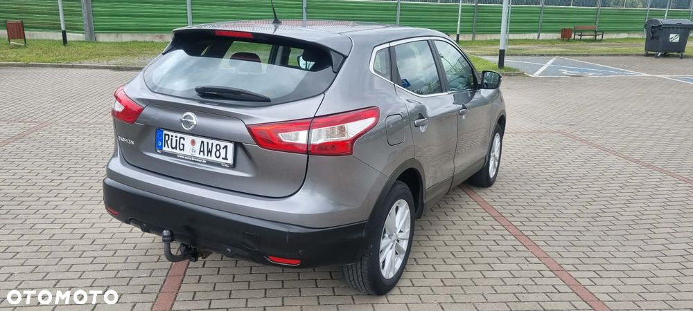Nissan Qashqai - 14